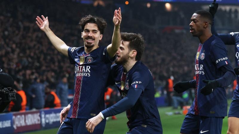 马卡报：切尔西有意后卫赫伊森，他们将与皇马展开竞争